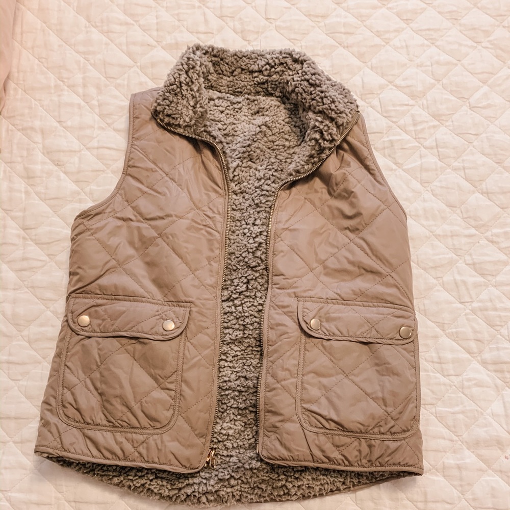 Thread and Supply reversible vest